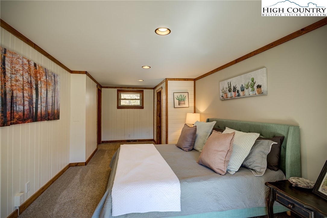 1021 Old Jonas Ridge Road Newland, NC 28657 - Photo 25 of 32 Gallery Image 25