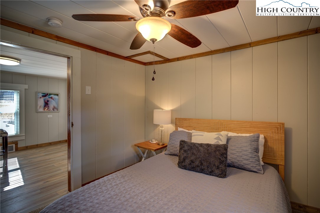 1021 Old Jonas Ridge Road Newland, NC 28657 - Photo 27 of 32 Gallery Image 27