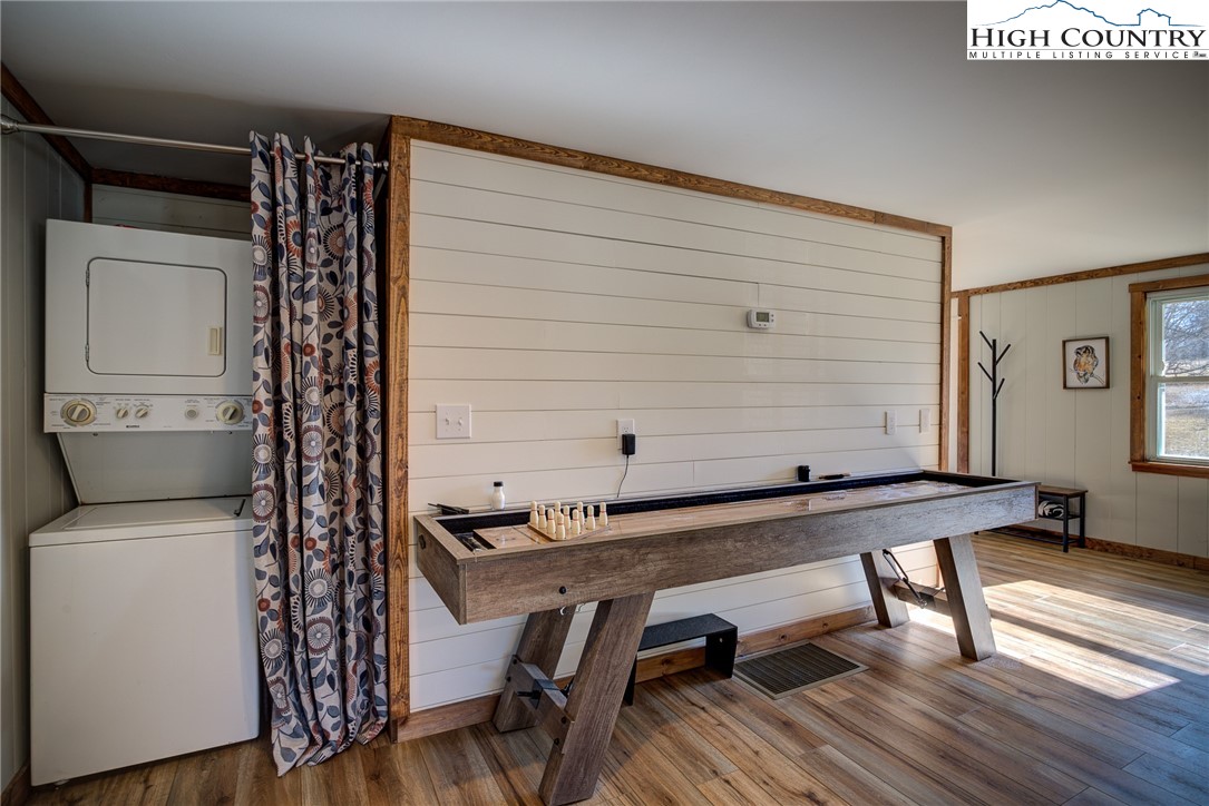 1021 Old Jonas Ridge Road Newland, NC 28657 - Photo 30 of 32 Gallery Image 30