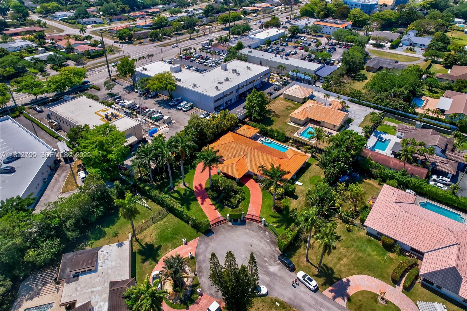 7080 Southwest 98th Avenue Miami, FL 33173 - Photo 11 of 48