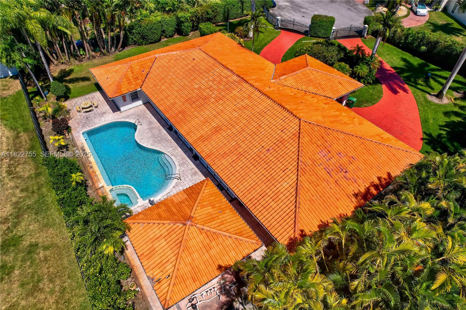 7080 Southwest 98th Avenue Miami, FL 33173 - Photo 16 of 48