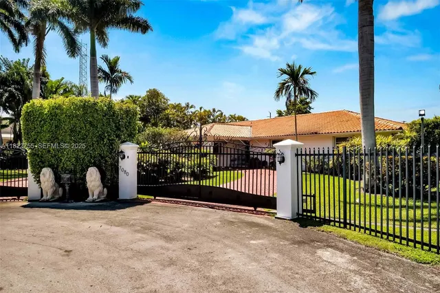 $1,799,990 | 7080 Southwest 98th Avenue, Miami, FL 33173