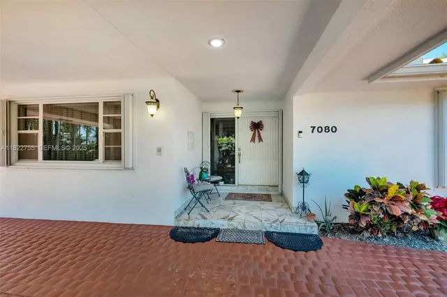 $1,799,990 | 7080 Southwest 98th Avenue, Miami, FL 33173