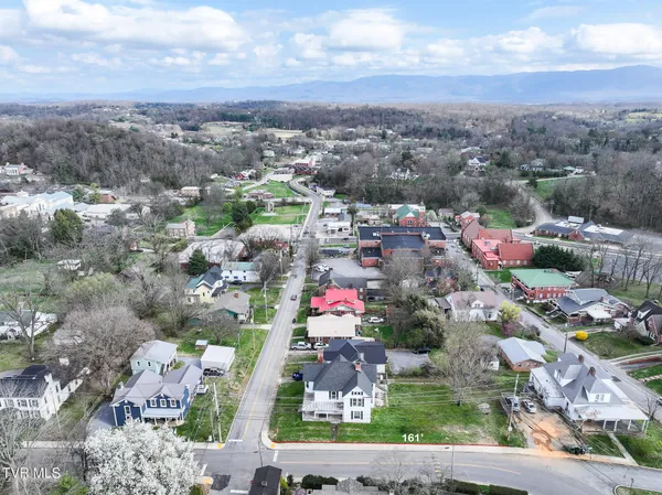 $375,000 | 301 South Irish Street, Greeneville, TN 37743