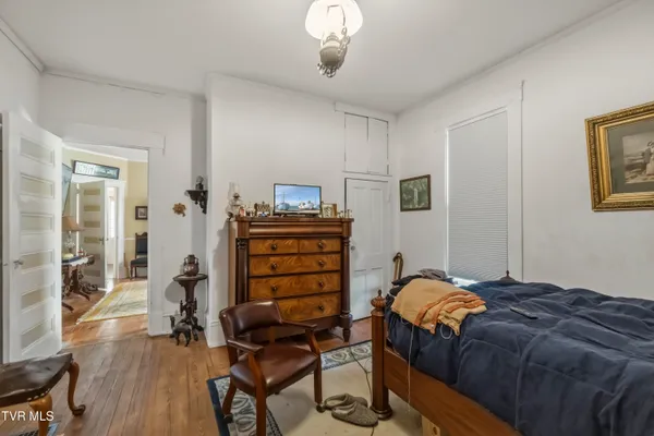 $375,000 | 301 South Irish Street, Greeneville, TN 37743
