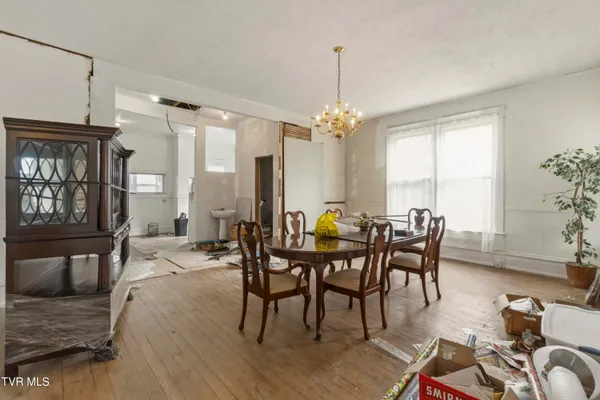 $375,000 | 301 South Irish Street, Greeneville, TN 37743