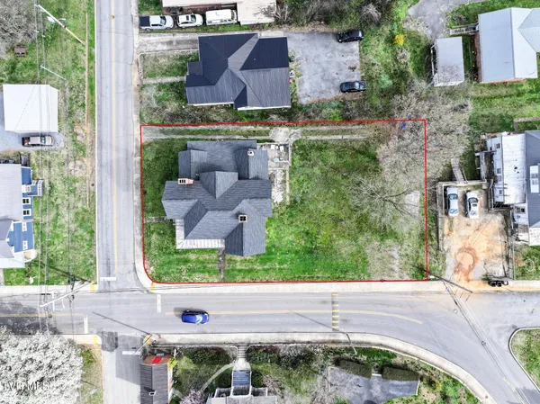 $375,000 | 301 South Irish Street, Greeneville, TN 37743