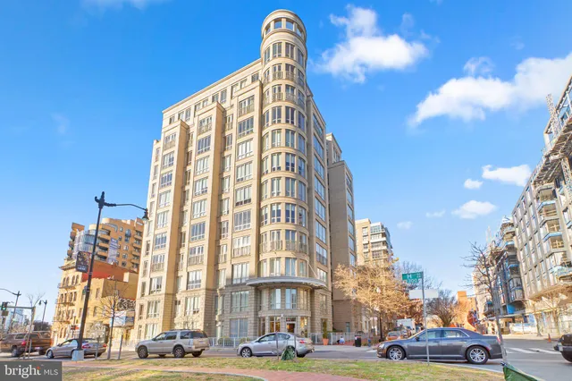 $3,200 | 301 Massachusetts Avenue Northwest, Unit 405, Washington, DC 20001