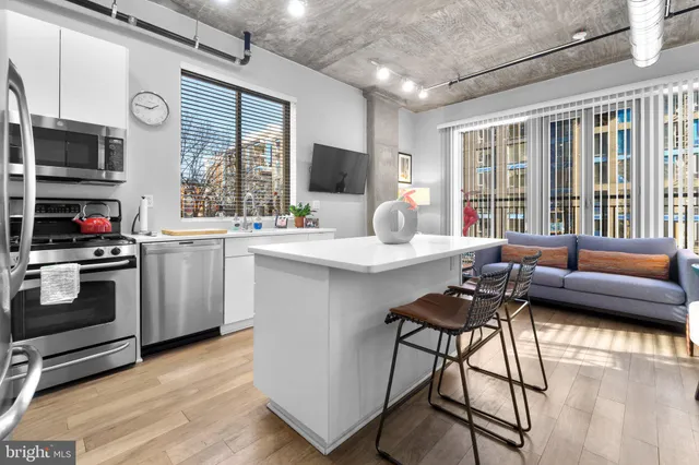 $3,200 | 301 Massachusetts Avenue Northwest, Unit 405, Washington, DC 20001