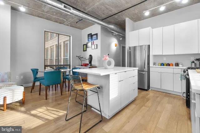 $3,200 | 301 Massachusetts Avenue Northwest, Unit 405, Washington, DC 20001