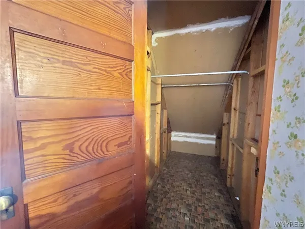 $169,000 | 463 East Street, Buffalo, NY 14207