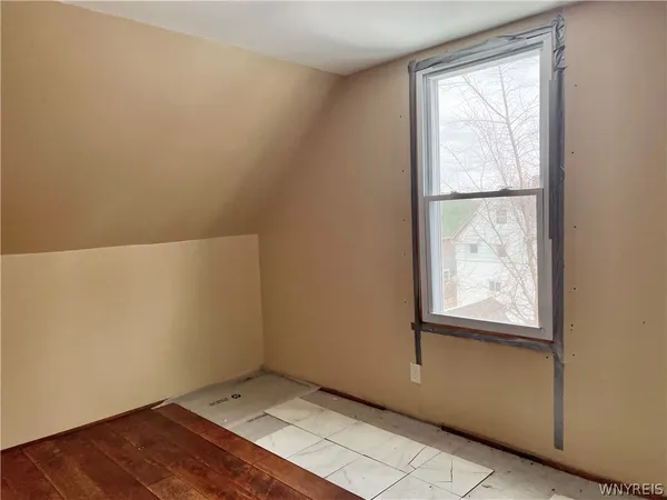 $169,000 | 463 East Street, Buffalo, NY 14207