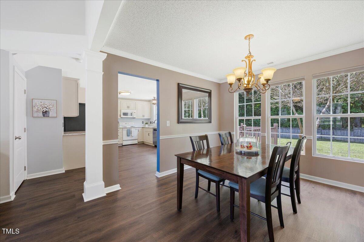 4805 Castle Crest Court Raleigh, NC 27616 - Photo 8 of 29 10-2A1A6352