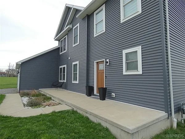 $499,000 | 3194 Pleasant Avenue, Hamburg, NY 14075