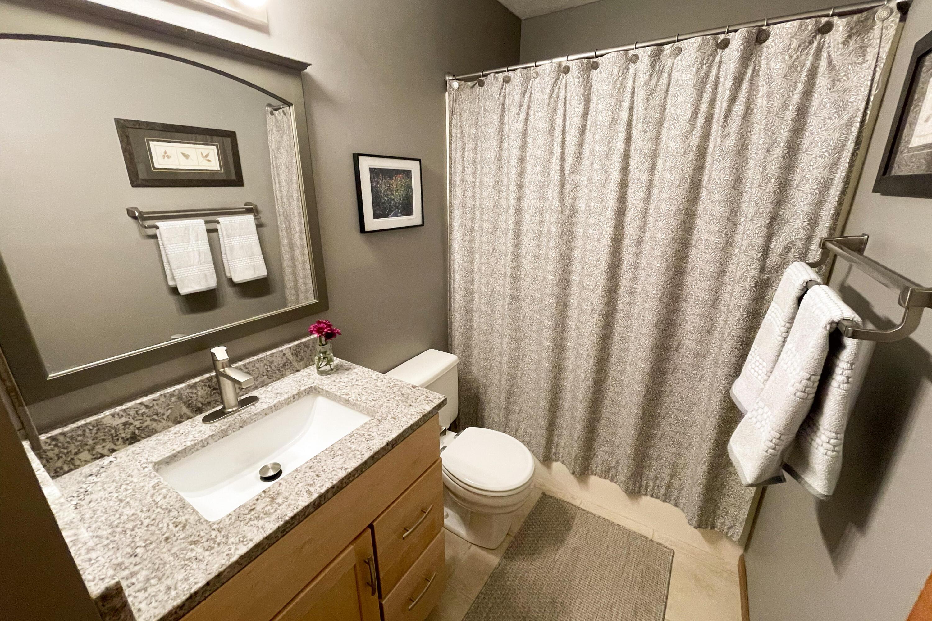 3906 Ramblehurst Road Columbus, OH 43221 - Photo 22 of 37 3906 Ramblehurst-15