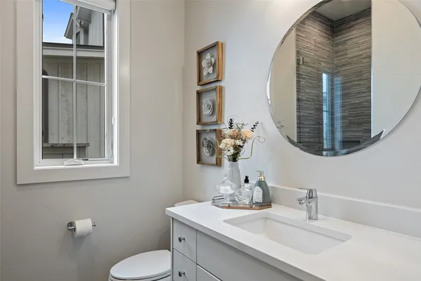 $5,500 | 19601 Flying J Boulevard, Unit 16, Spicewood, TX 78669