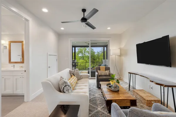 $5,500 | 19601 Flying J Boulevard, Unit 16, Spicewood, TX 78669