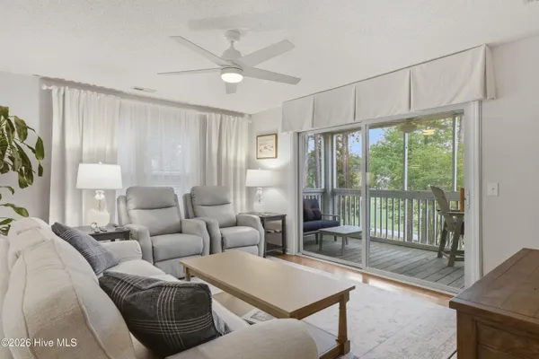 $2,100 | 3350 Club Villas Drive, Unit 1103, Southport, NC 28461