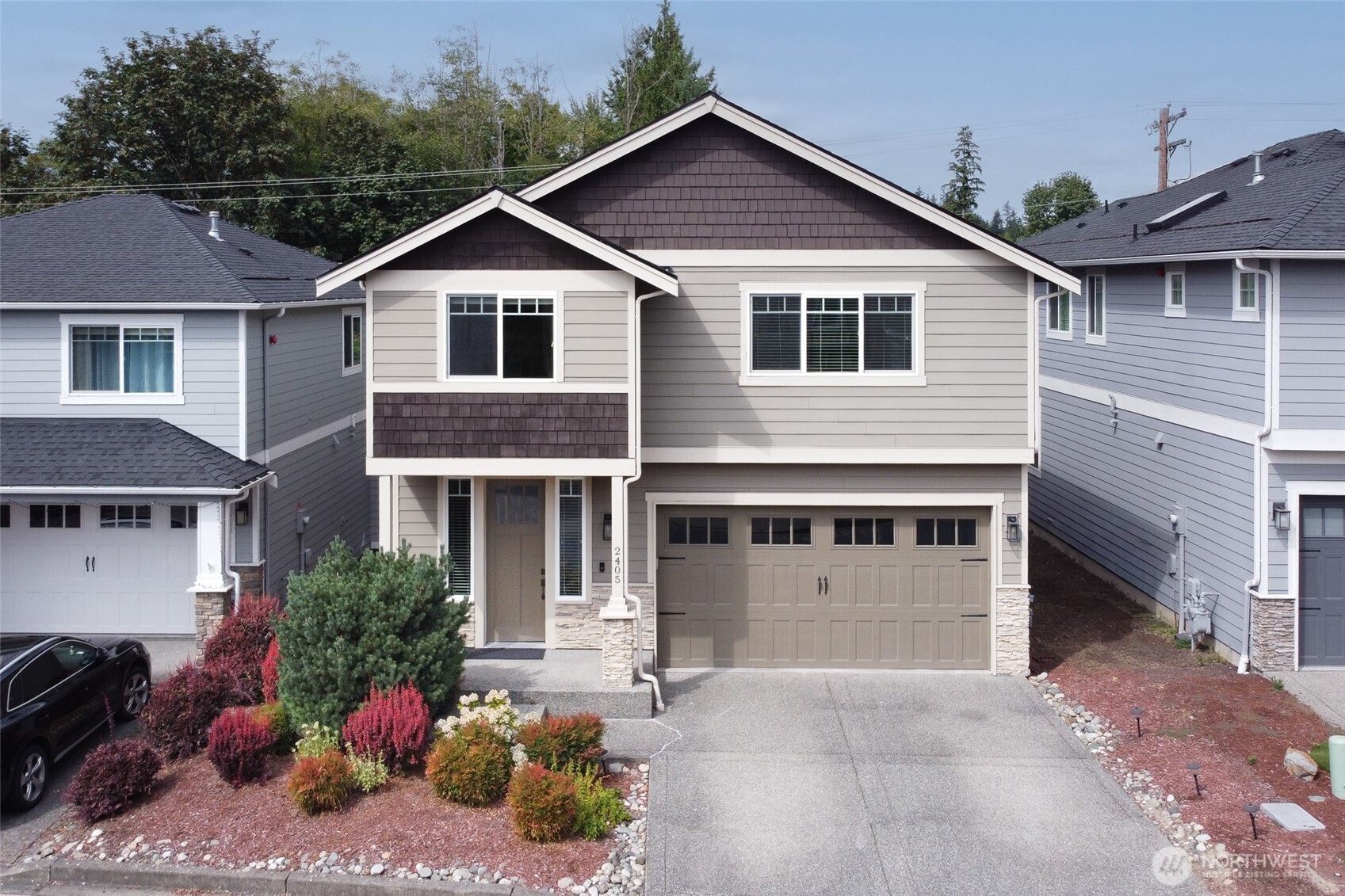 2405 196th Place Southeast Bothell, WA 98012 - Photo 2 of 39 Gallery Image 2