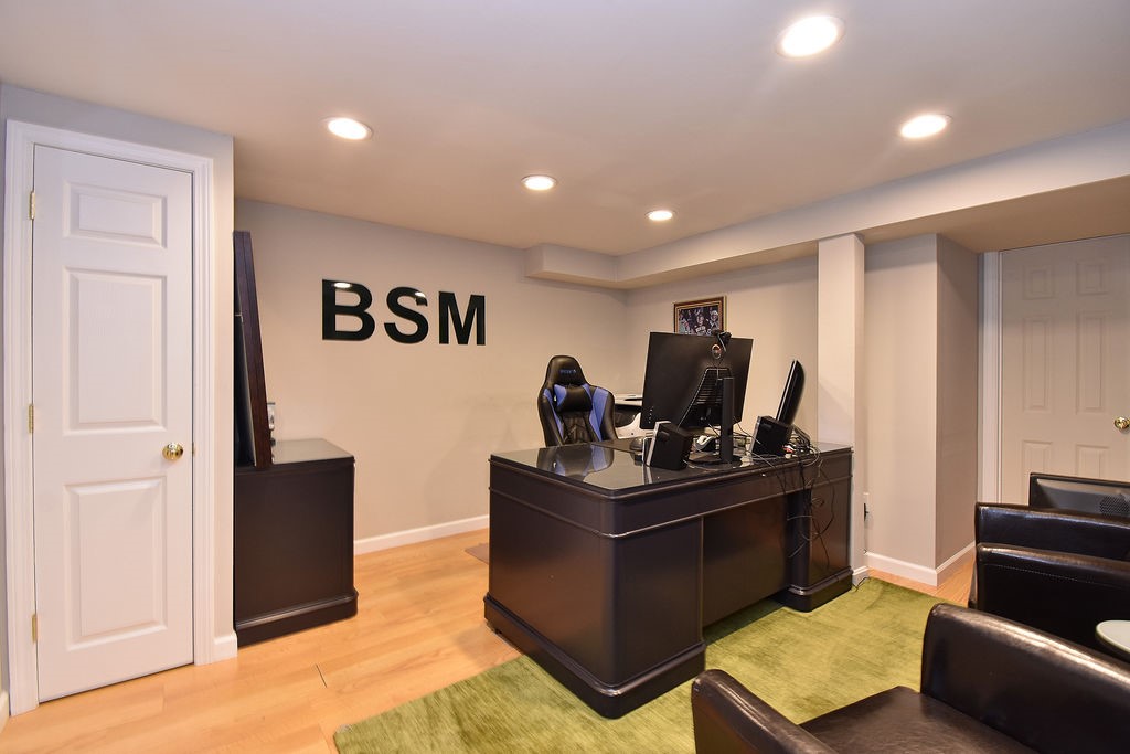 45 Country Lane Warwick, RI 02886 - Photo 40 of 48