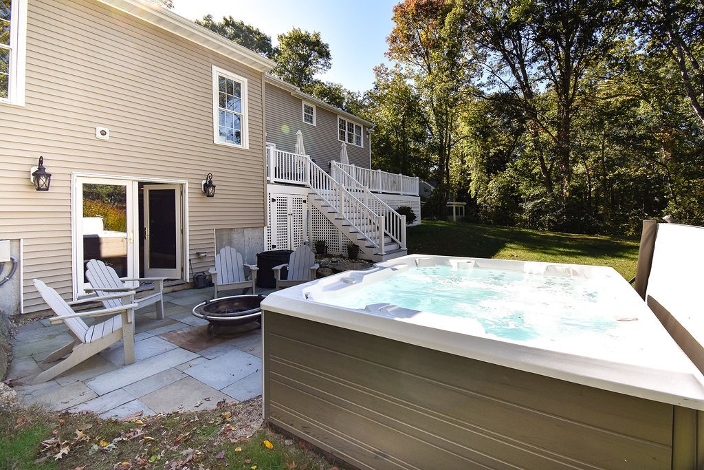 45 Country Lane Warwick, RI 02886 - Photo 43 of 48