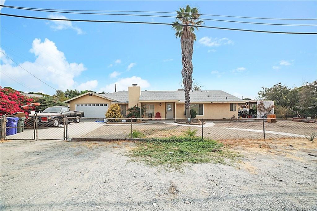 6153 Maple Avenue Rialto, CA 92377 - Photo 3 of 6 Gallery Image 3