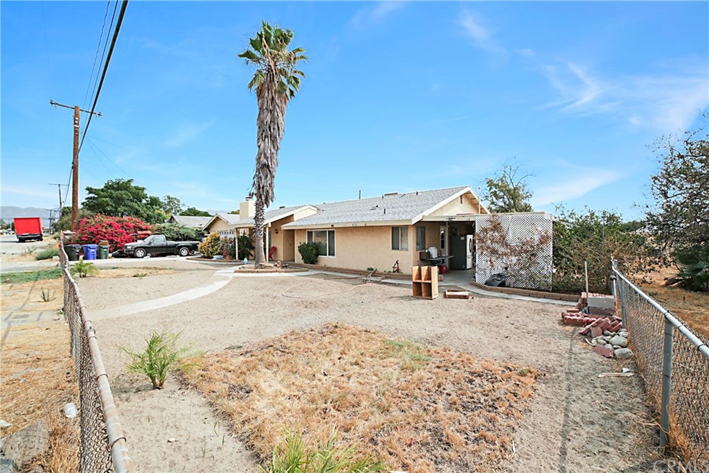 6153 Maple Avenue Rialto, CA 92377 - Photo 4 of 6 Gallery Image 4