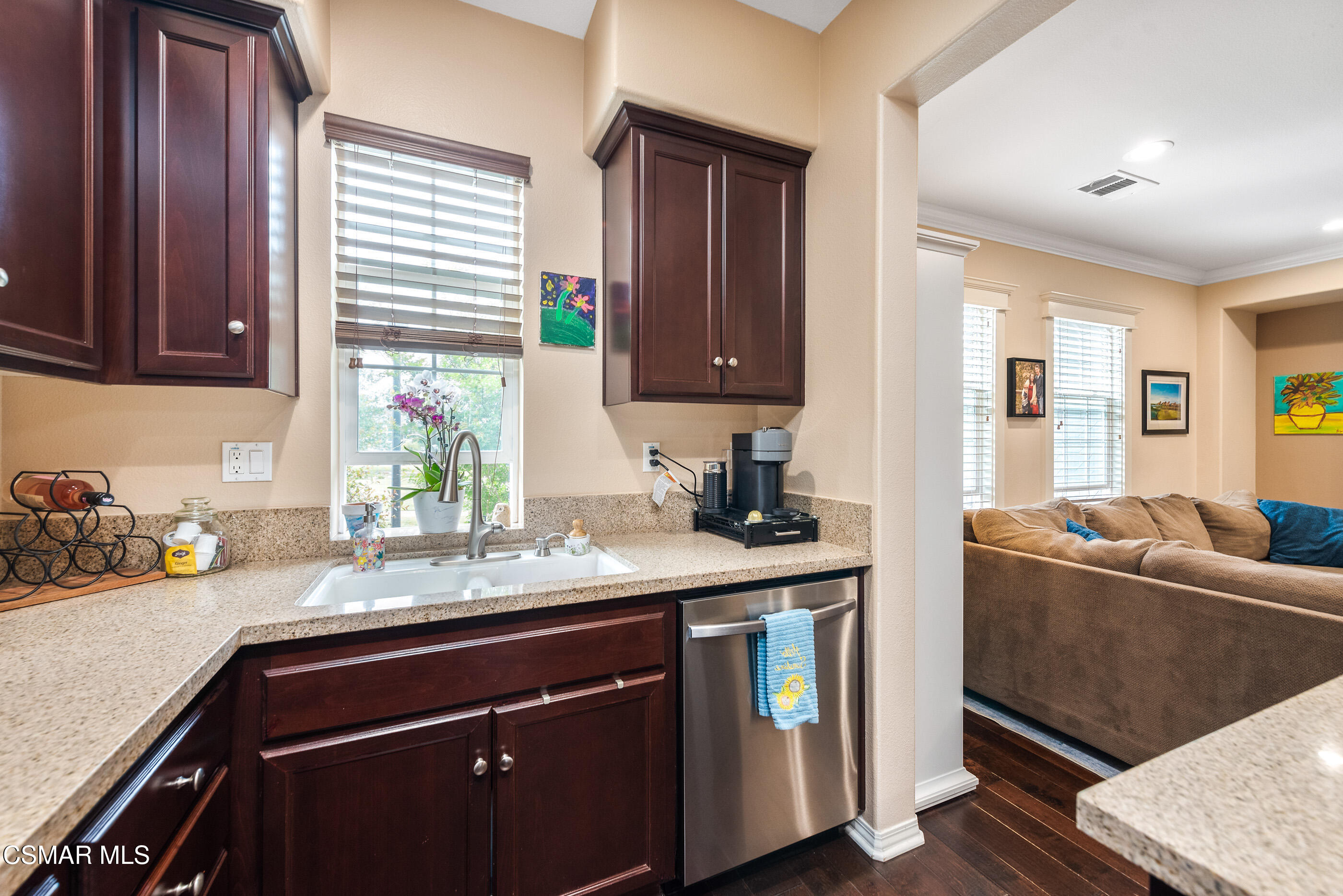 3116 North Oxnard Boulevard Oxnard, CA 93036 - Photo 20 of 46 3116 N Oxnard Blvd Oxnard-24