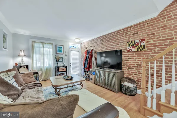 $2,300 | 2717 Fait Avenue, Baltimore, MD 21224
