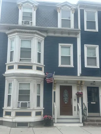 $3,000 | 419 East 8th Street, Unit 1, Boston, MA 02127