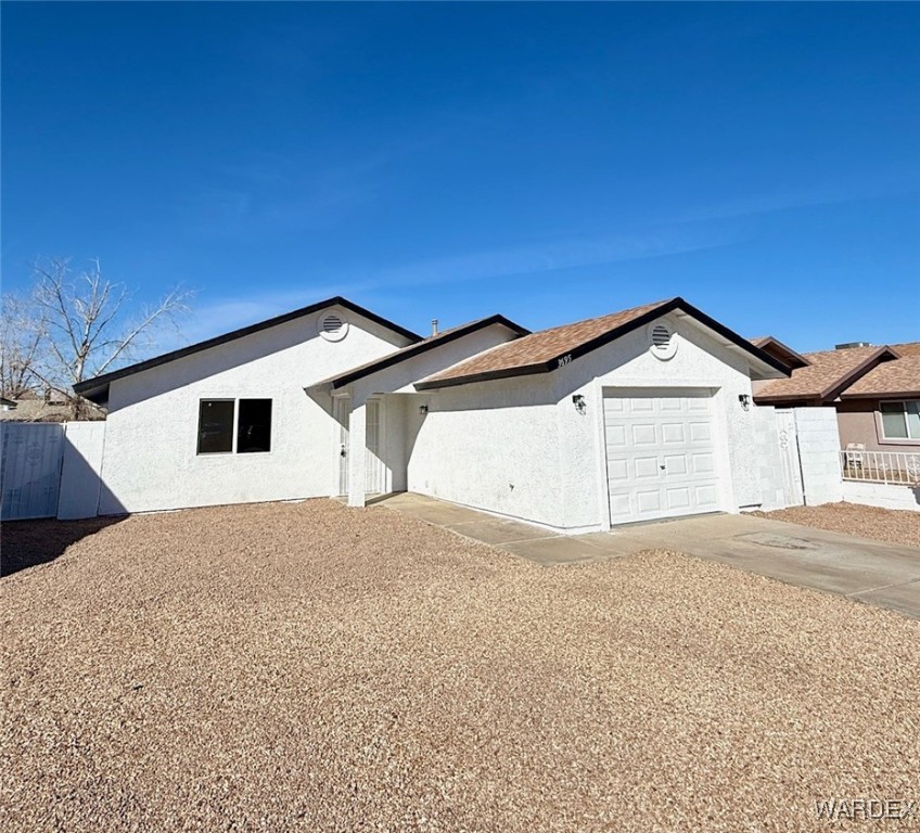 3695 North Verdugo Road Kingman, AZ 86409 - Photo 3 of 30 Front of Structure