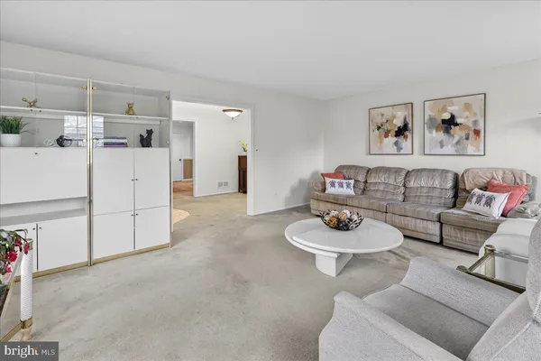$579,900 | 7 Stanford Court, East Windsor, NJ 08520