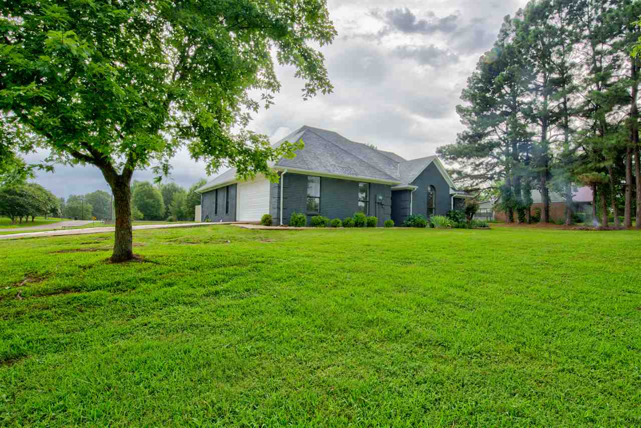1091 Tracy Road Millington, TN 38053 - Photo 1 of 23 Gallery Image 1
