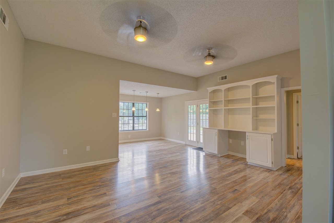 1091 Tracy Road Millington, TN 38053 - Photo 9 of 23 Gallery Image 9