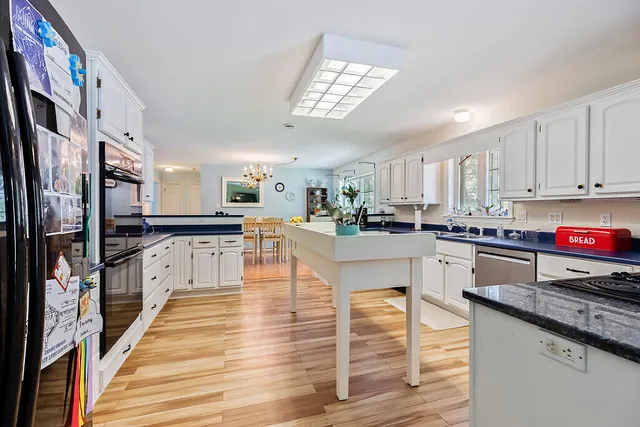 $499,000 | 336 Main Street, Winthrop, ME 04364