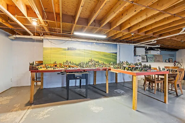 $499,000 | 336 Main Street, Winthrop, ME 04364