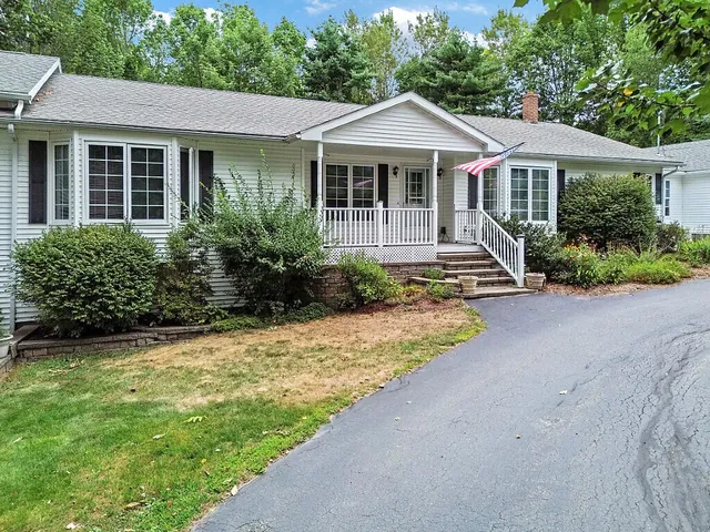 $499,000 | 336 Main Street, Winthrop, ME 04364