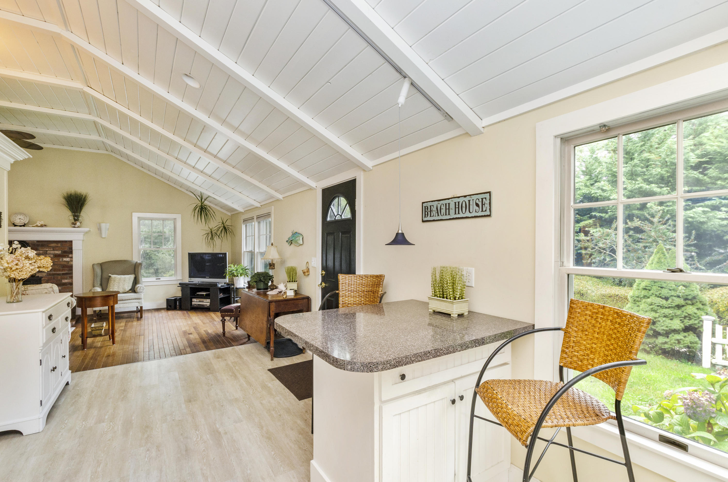 164 Round Cove Road Harwich, MA 02645 - Photo 10 of 20 009-photo--7641651
