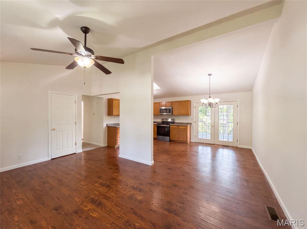 82 Cedar Ridge Drive Pacific, MO 63069 - Photo 3 of 16 Gallery Image 3