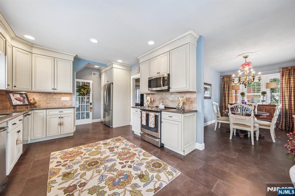 250 Ridge Road Rutherford, NJ 07070 - Photo 12 of 50
