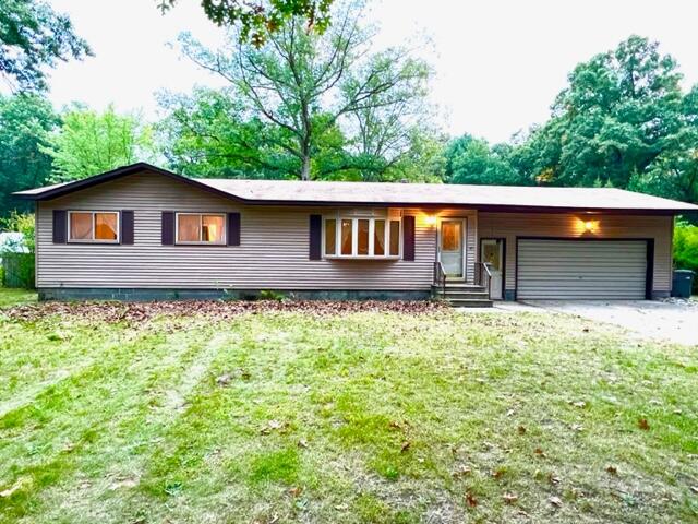 4141 MacArthur Road Muskegon, MI 49442 - Photo 1 of 28 IMG_4838 (1)