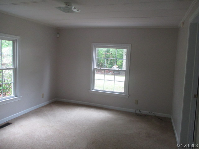 4100 South Riverside Drive Lanexa, VA 23089 - Photo 8 of 17 Gallery Image 8