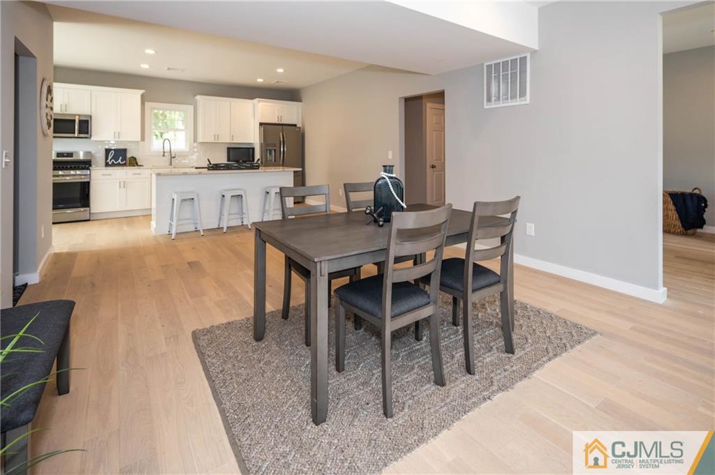 37 Markham Road Edison, NJ 08817 - Photo 15 of 30 a view of a dining room with furniture