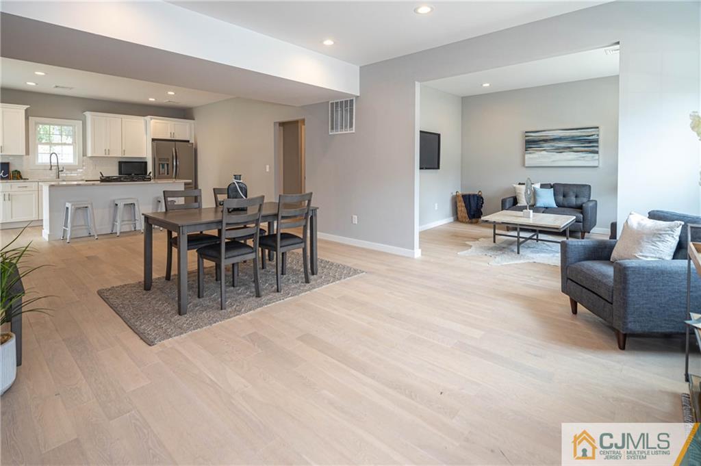 37 Markham Road Edison, NJ 08817 - Photo 10 of 30 a view of a dining room with furniture