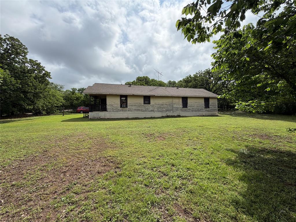 2512 Timber Road Burleson, TX 76028 - Photo 2 of 25 Gallery Image 2