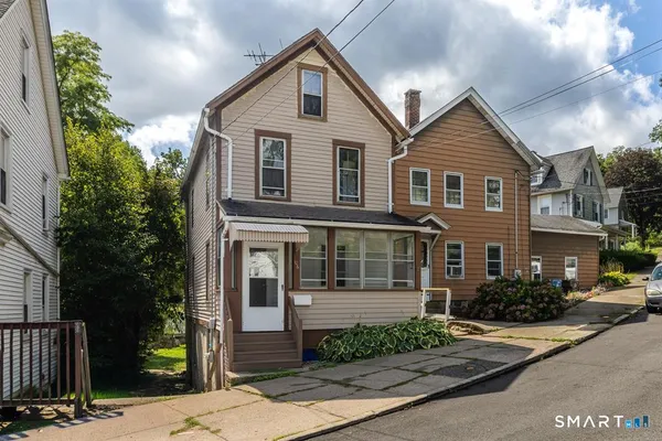 $2,800 | 106 Wooster Street, Shelton, CT 06484