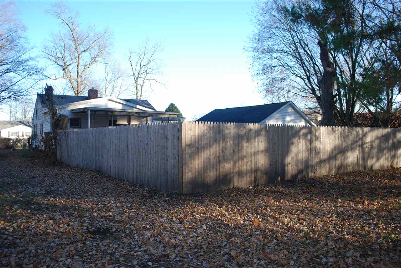 56149 Oak Road South Bend, IN 46619 - Photo 5 of 31