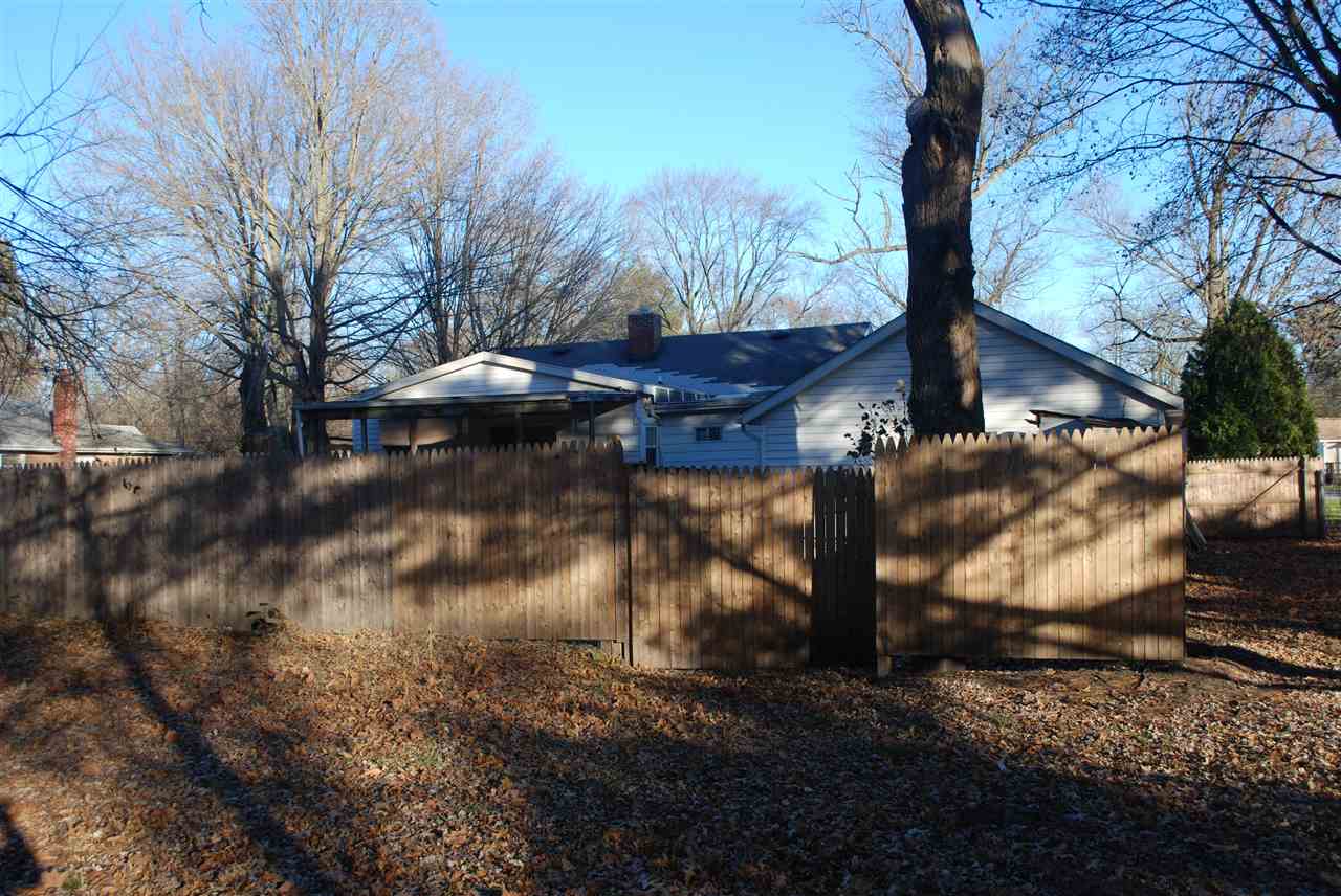 56149 Oak Road South Bend, IN 46619 - Photo 6 of 31