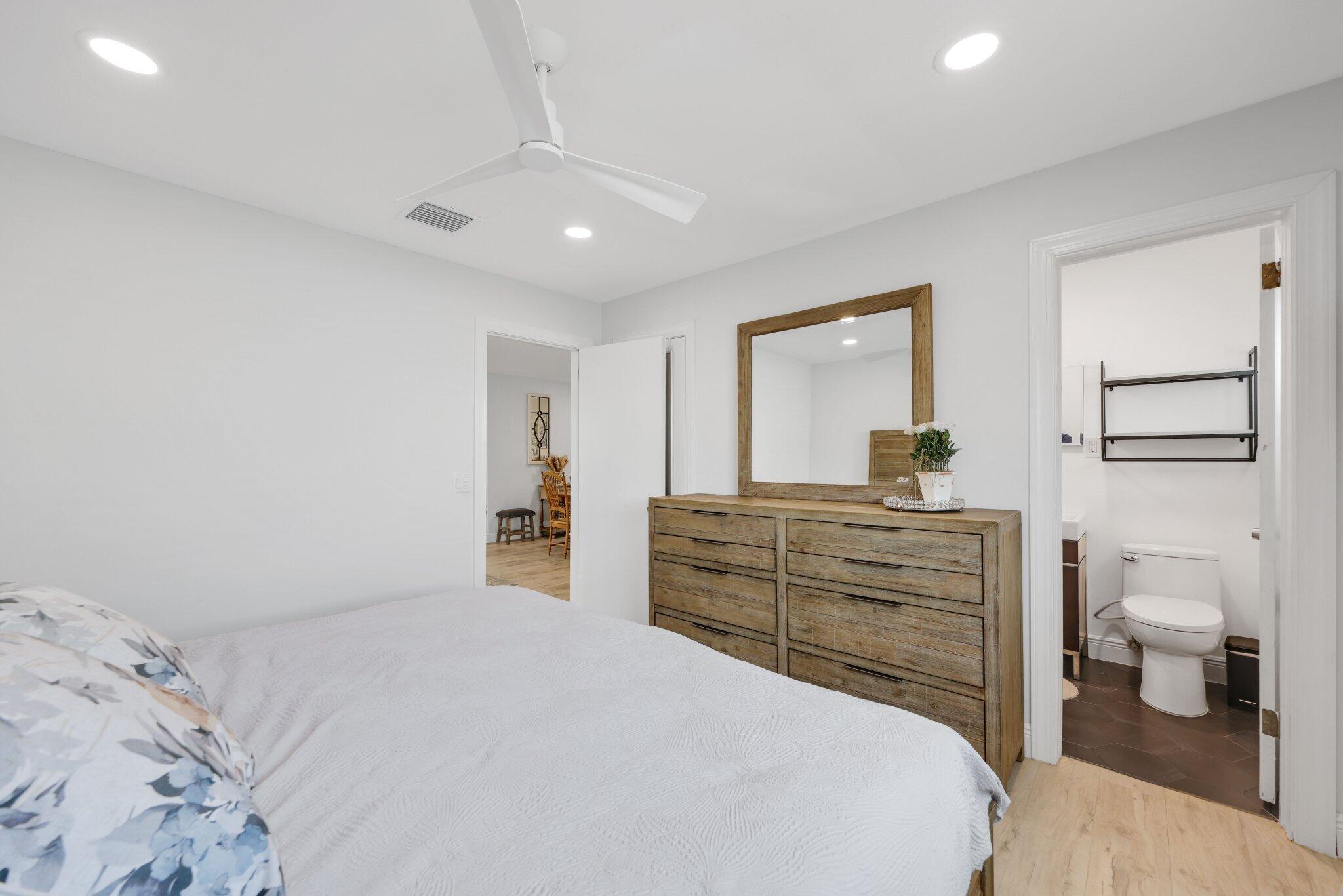 1510 Kingsley Road Jupiter, FL 33469 - Photo 28 of 53 1510 Kingsley Road - 33.jpg-SMALL