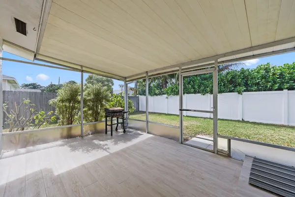 $640,800 | 1510 Kingsley Road, Jupiter, FL 33469